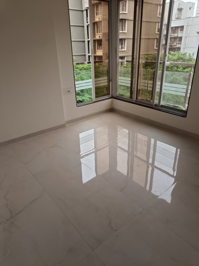 Balcony, shree-abhishek-chs 1 Bedroom 600 Sq.Ft. Apartment In Kandivali West Mumbai 9306465