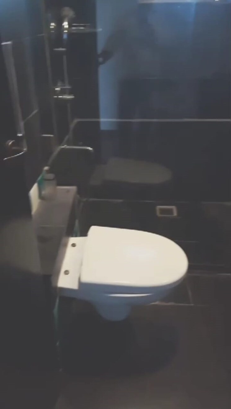 Bathroom, cuffe parade 4 Bedroom 3000 Sq.Ft. Apartment In Cuffe Parade Mumbai 9306454