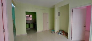 Room in 3 BHK Apartment at DTC Southern Heights, Joka – for Rent