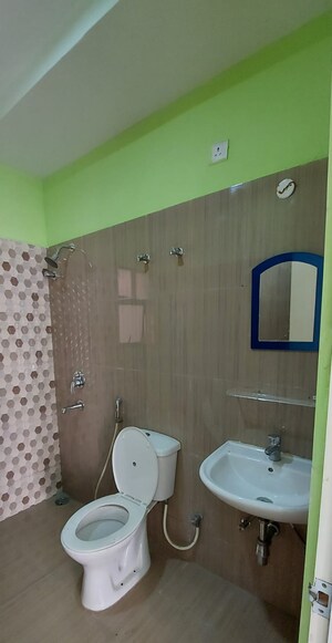 Bathroom in 3 BHK Apartment at DTC Southern Heights, Joka – for Rent