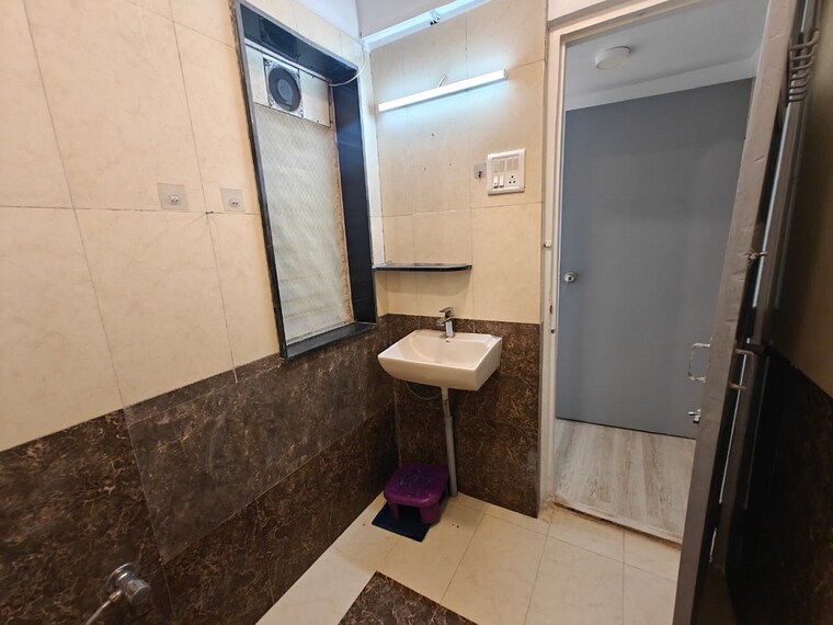 undefined, bandra west 2 Bedroom 750 Sq.Ft. Apartment In Bandra West Mumbai 9306474