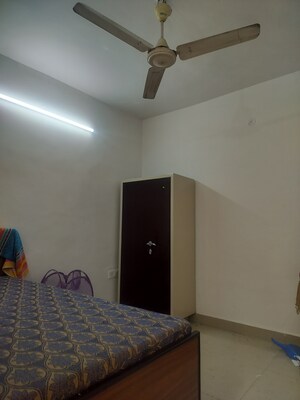1 RK Apartment For Rent in Katwaria Sarai