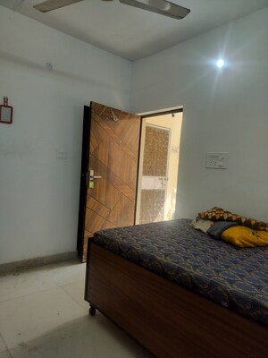 Bedroom in 1 RK Apartment at Katwaria Sarai – for Rent