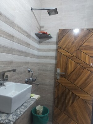 Bathroom in 1 RK Apartment at Katwaria Sarai – for Rent