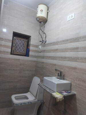Furnished Amenities in 1 RK Apartment at Katwaria Sarai – for Rent