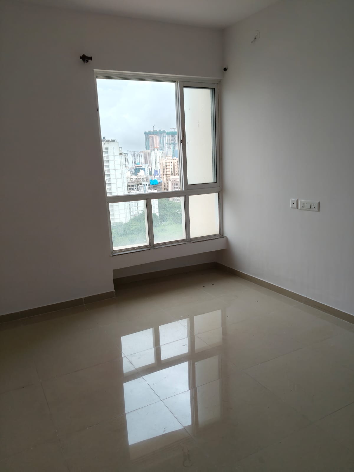 1 BHK + Extra Room Apartment For Sale in Puraniks City Reserva