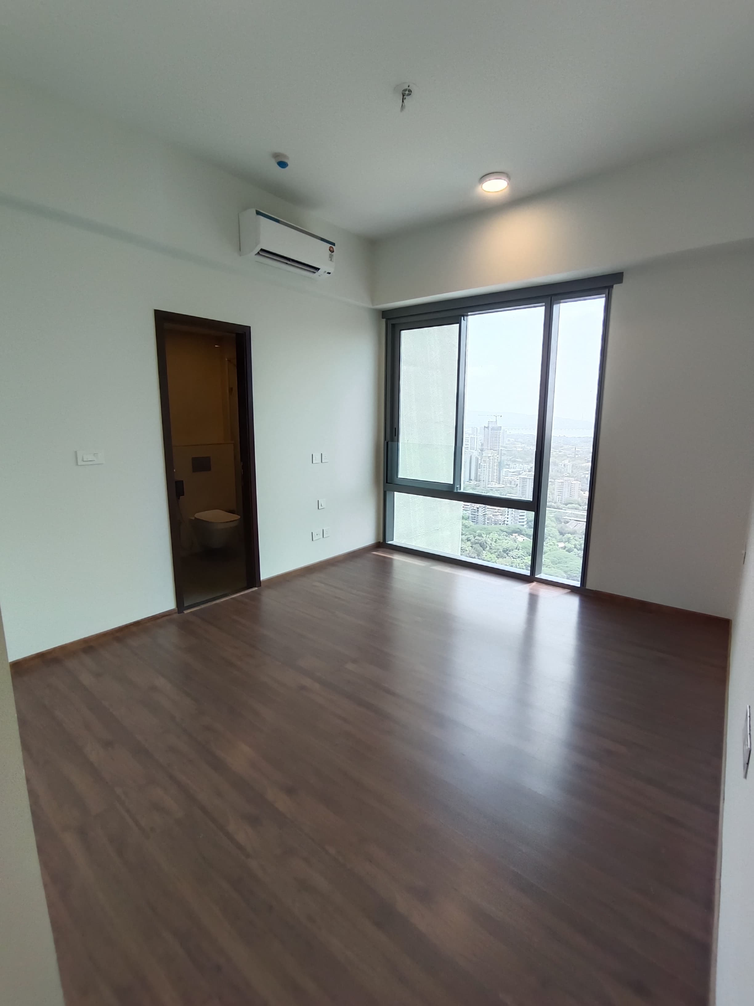 2 BHK Apartment For Rent in Piramal 