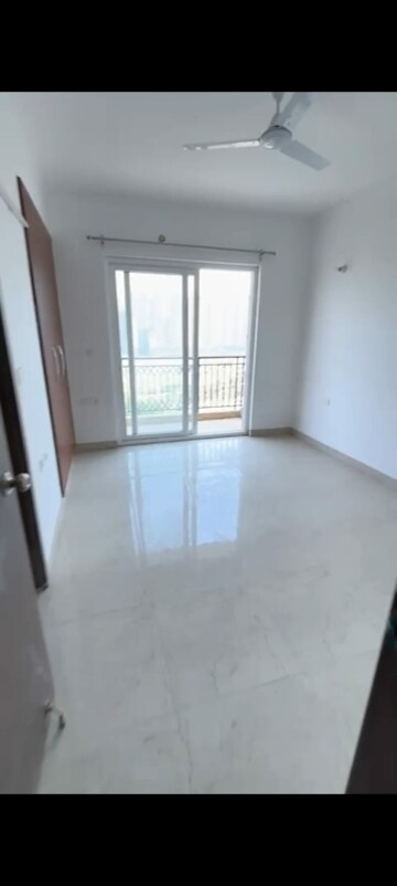Room in 3 BHK Apartment at ATS Le Grandiose, Sector 150 – for Rent