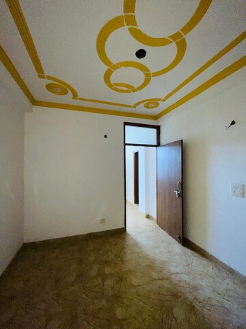 Room in 2 BHK Builder Floor at Sultanpur – for Sale