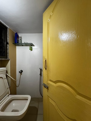 Bathroom in 1 BHK Apartment at Kingston Tower, Vasai West – for Sale