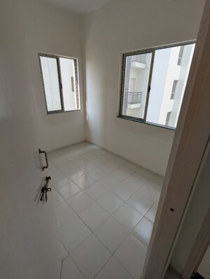 Room in 3 BHK Apartment at Eden Solaris Joka, Bishnupur – for Rent