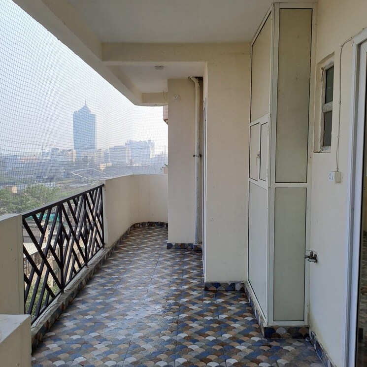 Balcony, niho-saffron-scottish-garden 2 Bedroom 1075 Sq.Ft. Apartment In Ashiana Greens Ghaziabad 9306548