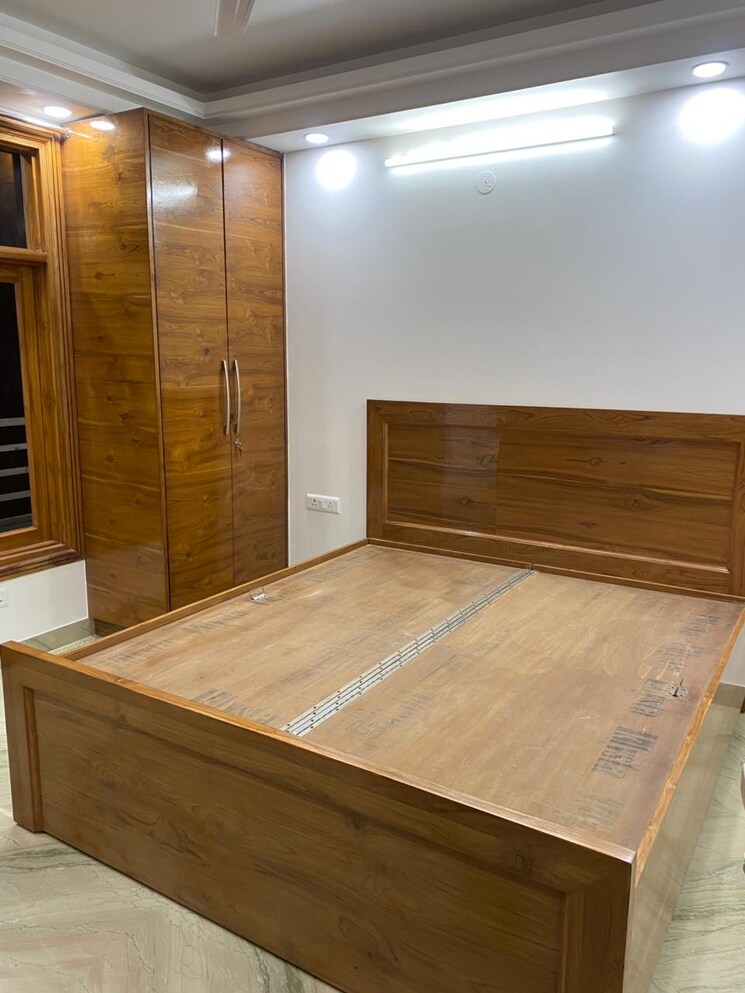 Bedroom, vasant kunj enclave 3 Bedroom 1350 Sq.Ft. Builder Floor In Vasant Kunj Enclave Delhi 9306585