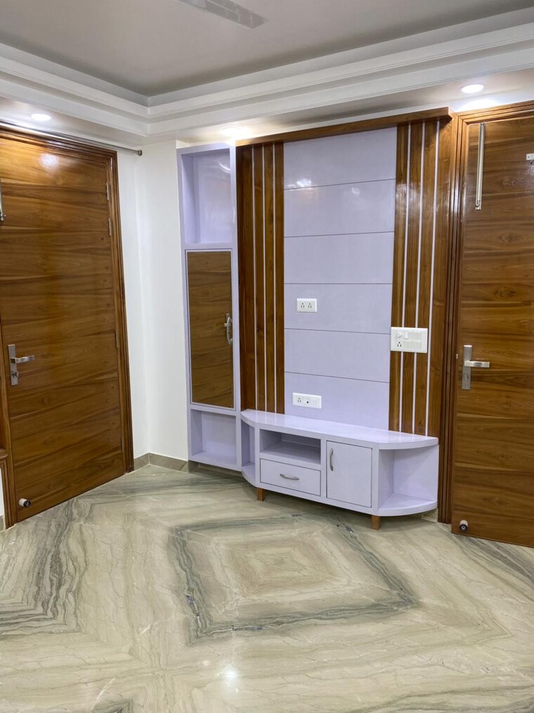 Bedroom, vasant kunj enclave 3 Bedroom 1350 Sq.Ft. Builder Floor In Vasant Kunj Enclave Delhi 9306585