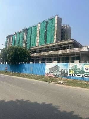  Shop For Sale in Arttech Maulshree Heights, Sector 84