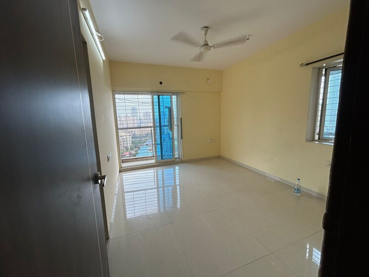 Room, vijay-orovia 3 Bedroom 869 Sq.Ft. Apartment In Ghodbunder Road Thane 9306597
