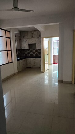 1 BHK + Extra Room Apartment For Sale in Signature Global Synera