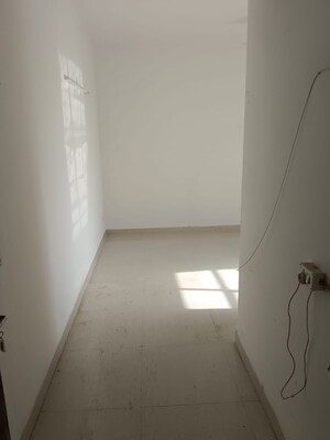 Building Lobby in 1 BHK Apartment at Signature Global Synera, Sector 81 – for Sale