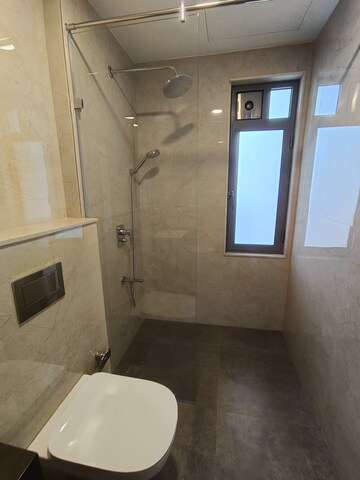 Bathroom in 2 BHK Apartment at Mahalaxmi – for Rent