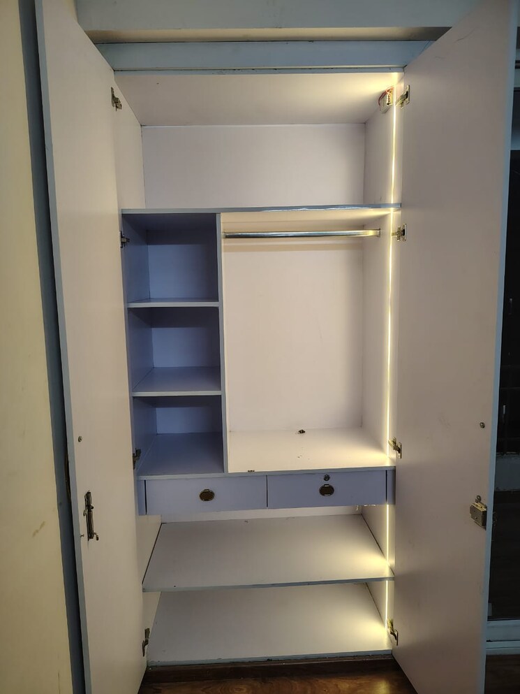 Bathroom, amrapali-golf-homes 3 Bedroom 1115 Sq.Ft. Apartment In Sector 4 Greater Noida Greater Noida 9306683