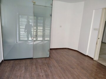 Room in 3 BHK Apartment at Rohan Leher 2 Wing B C DE, Baner – for Rent