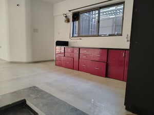 Room in 3 BHK Apartment at Rohan Leher 2 Wing B C DE, Baner – for Rent