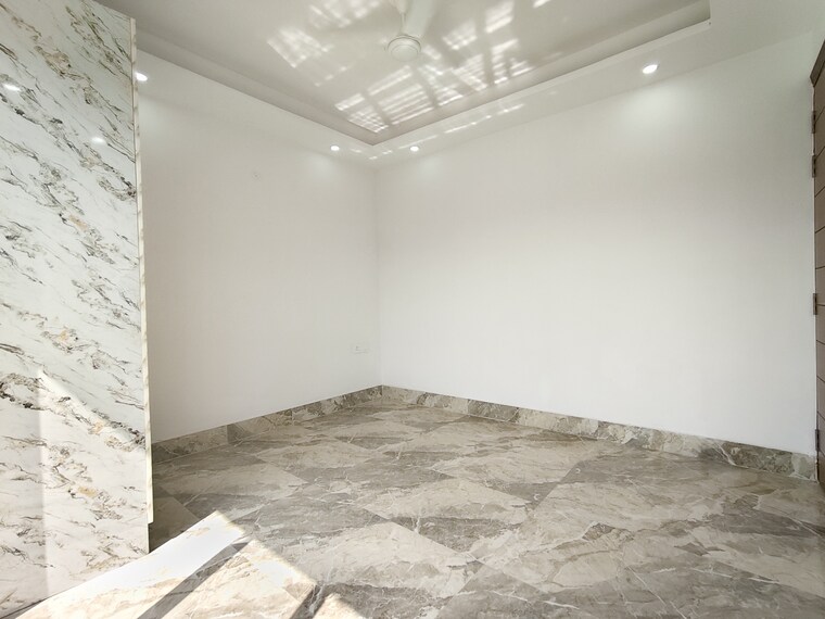 Bedroom, freedom fighters enclave 3 Bedroom 1800 Sq.Ft. Apartment In Freedom Fighters Enclave Delhi 9306747