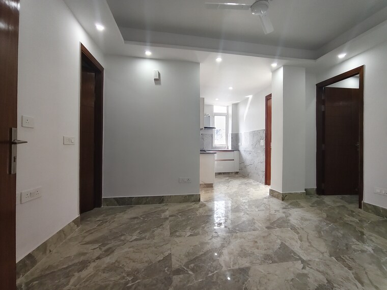 Living Room, freedom fighters enclave 3 Bedroom 1800 Sq.Ft. Apartment In Freedom Fighters Enclave Delhi 9306747