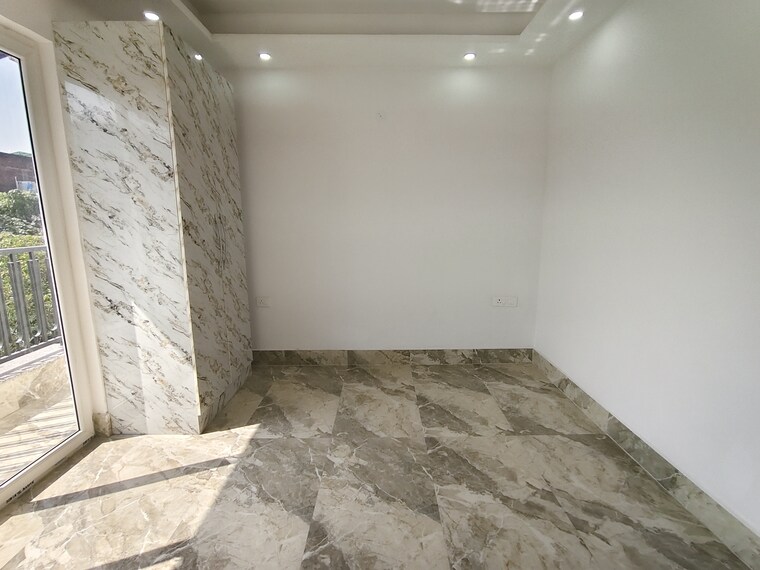 Bedroom, freedom fighters enclave 3 Bedroom 1800 Sq.Ft. Apartment In Freedom Fighters Enclave Delhi 9306747