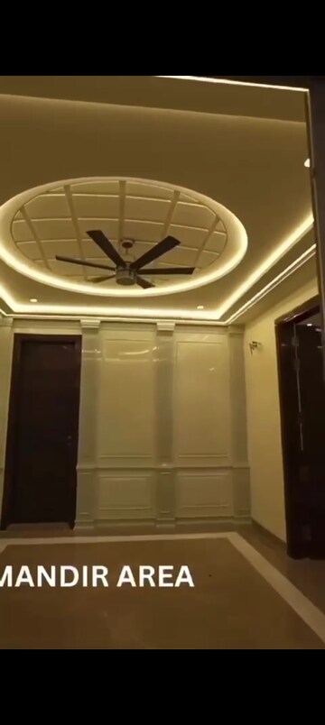  5 BHK Independent House at DLF Atria, Dlf Phase ii – for Sale
