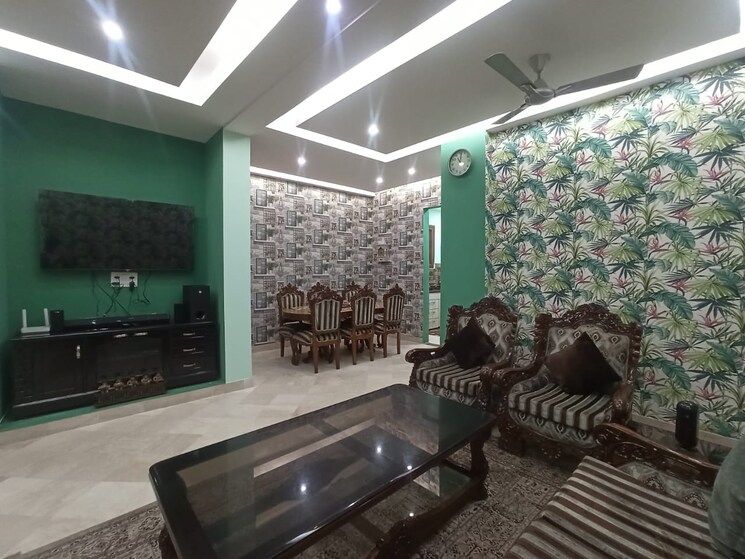 Living Room, freedom fighters enclave 3 Bedroom 20000 Sq.Ft. Apartment In Freedom Fighters Enclave Delhi 9306836