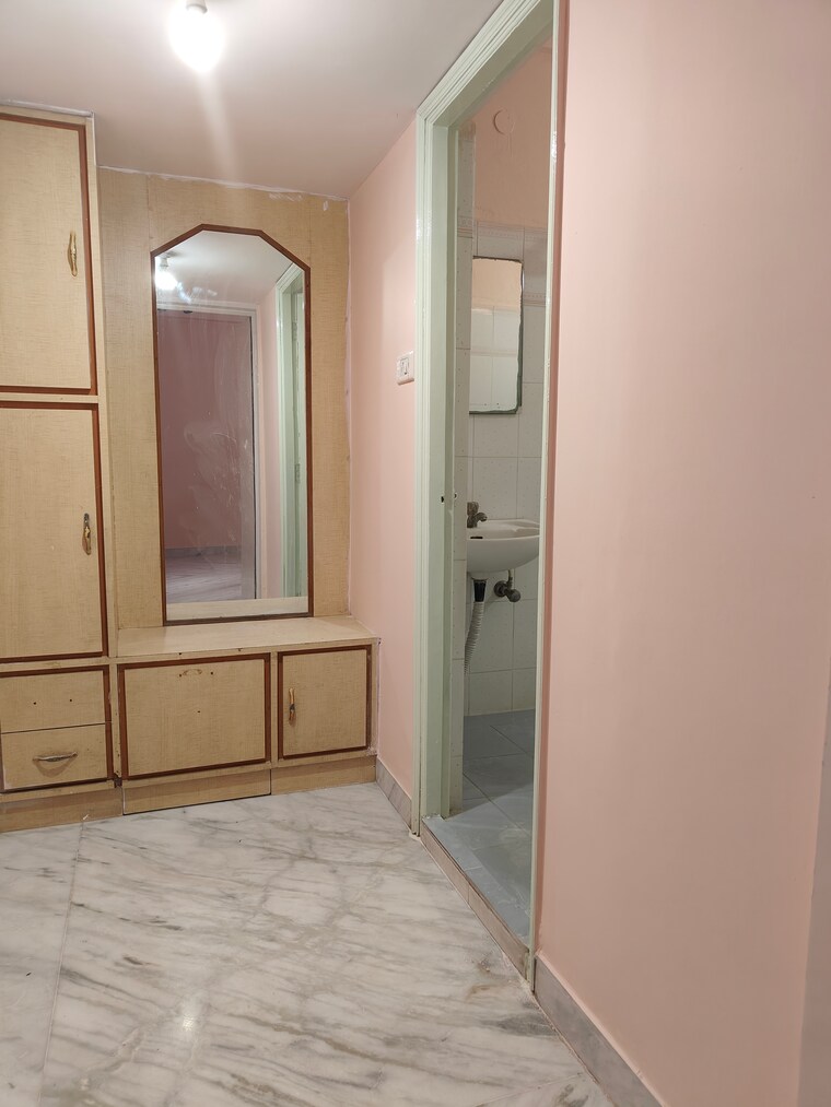 Bathroom, west-apartments 3 Bedroom 1850 Sq.Ft. Apartment In West Marredpally Hyderabad 9306812