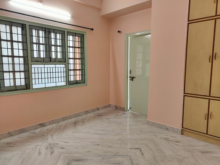 Room, west-apartments 3 Bedroom 1850 Sq.Ft. Apartment In West Marredpally Hyderabad 9306812