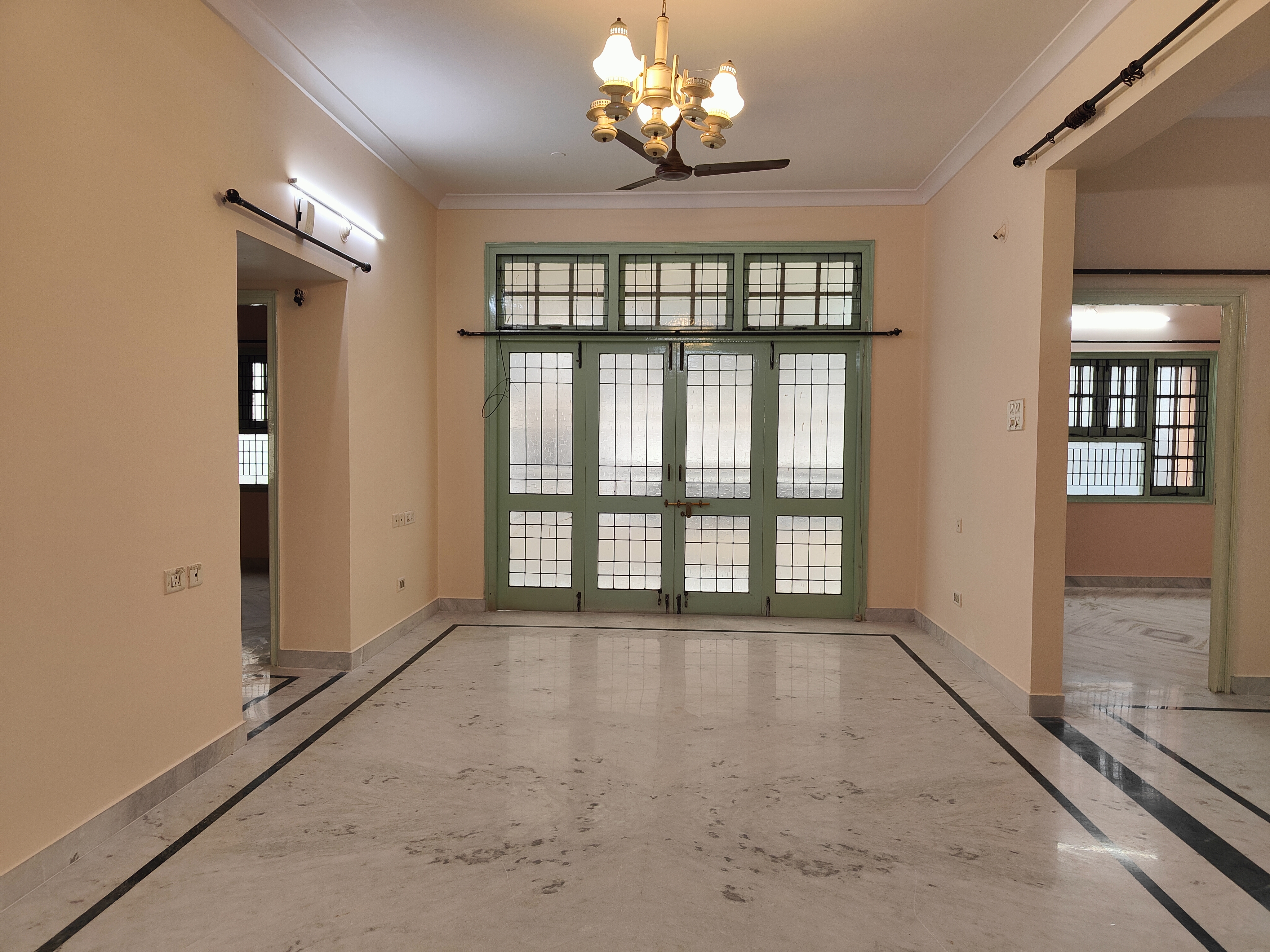 3 BHK + Pooja Room Apartment For Rent in West Apartments