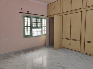Room in 3 BHK Apartment at West Apartments, West Marredpally – for Rent