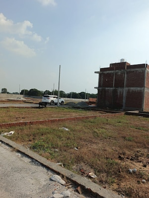  Plot For Sale in Dankaur