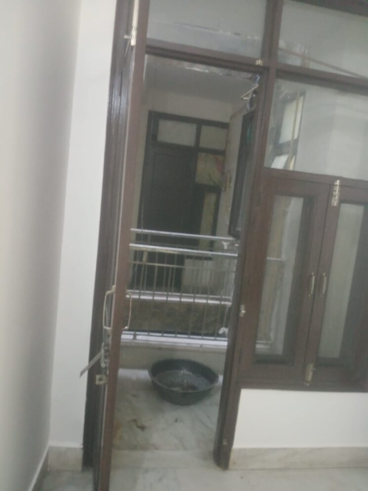 undefined, sultanpur 1 Bedroom 450 Sq.Ft. Builder Floor In Sultanpur Delhi 9306870