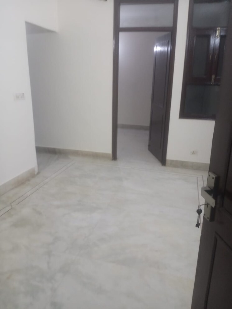 Living Room, sultanpur 1 Bedroom 450 Sq.Ft. Builder Floor In Sultanpur Delhi 9306870