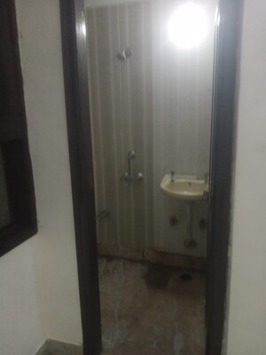 Bathroom in 1 BHK Builder Floor at Sultanpur – for Rent