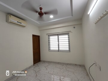 Room in 3 BHK Apartment at Kamala Nivas Ameerpet, Ameerpet – for Rent
