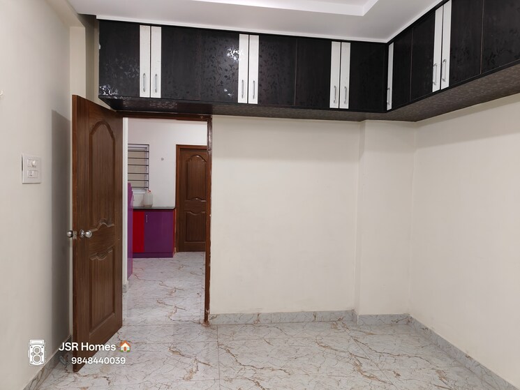 Room, kamala-nivas-ameerpet 3 Bedroom 1700 Sq.Ft. Apartment In Ameerpet Hyderabad 9306876