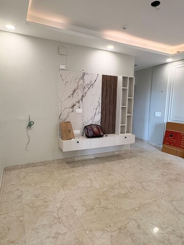 3 BHK Apartment For Rent in Amrapali Riverview, Amrapali Leisure Valley