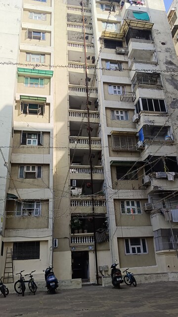 Floor Plan in 2 BHK Apartment at Gurukul – for Rent
