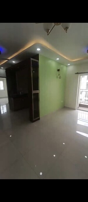Room in 3 BHK Apartment at Kolte Patil Mirabilis, Horamavu – for Rent