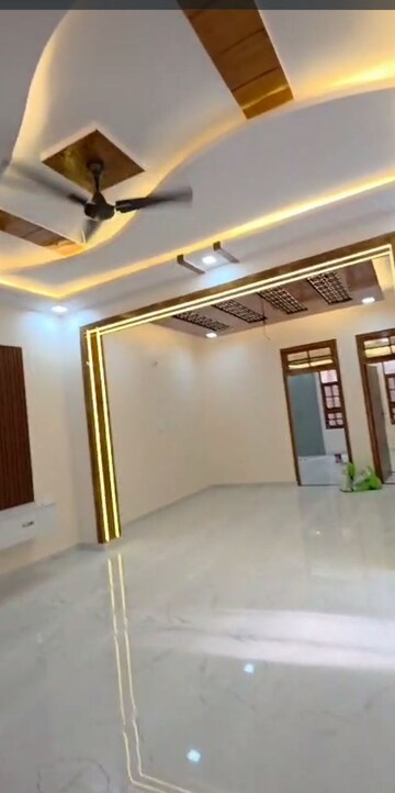Furnished Amenities in 3 BHK Independent House at Jankipuram – for Sale