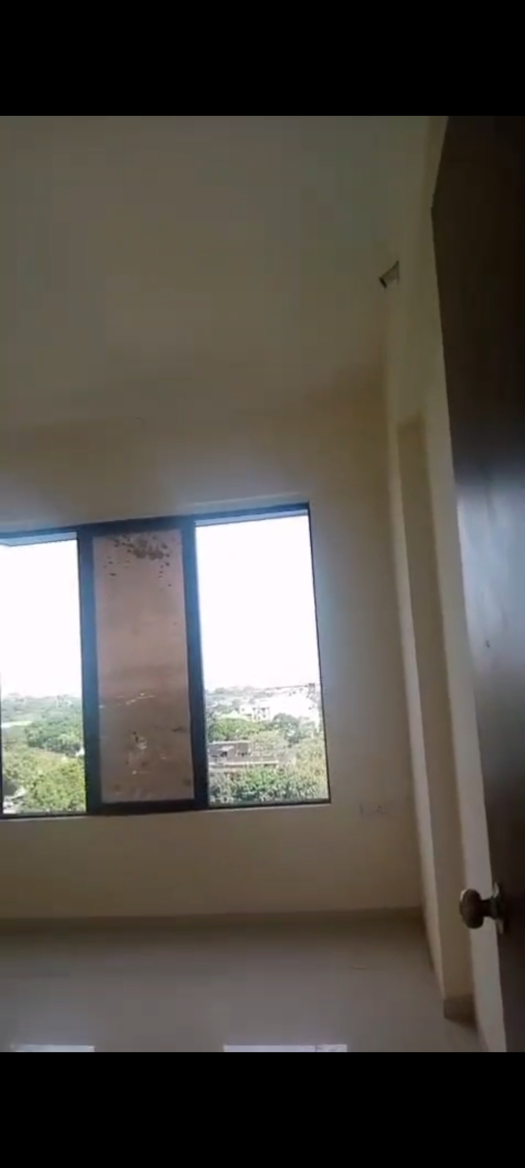 1 BHK Apartment For Rent in Earth Anand Mazgaon