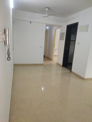 Room in 2 BHK Apartment at Kalpataru Aura, Ghatkopar West – for Rent