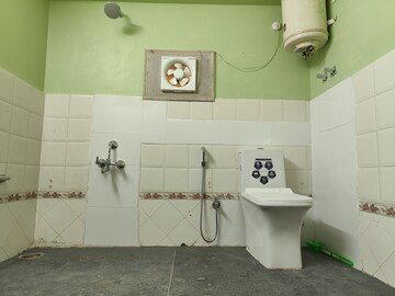 Bathroom in 3 BHK Independent House at Abhinav Apartments Kalasiguda, Kalasiguda – for Rent