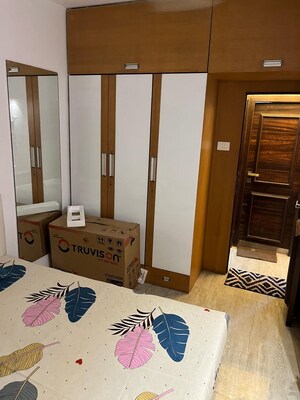 Bedroom in 3.5 BHK Apartment at Ashutosh CHS, Malabar Hill – for Sale