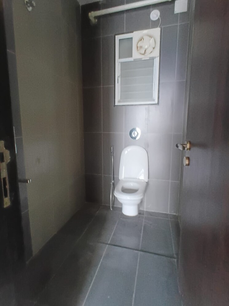 Attached Bathroom, yashwin-orrizonte 2 Bedroom 750 Sq.Ft. Apartment In Kharadi Pune 9306998